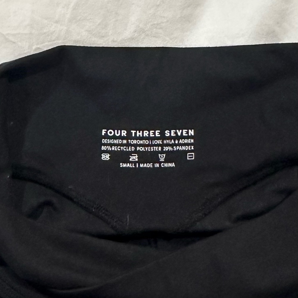 437 V Legging - Picture 4 of 6